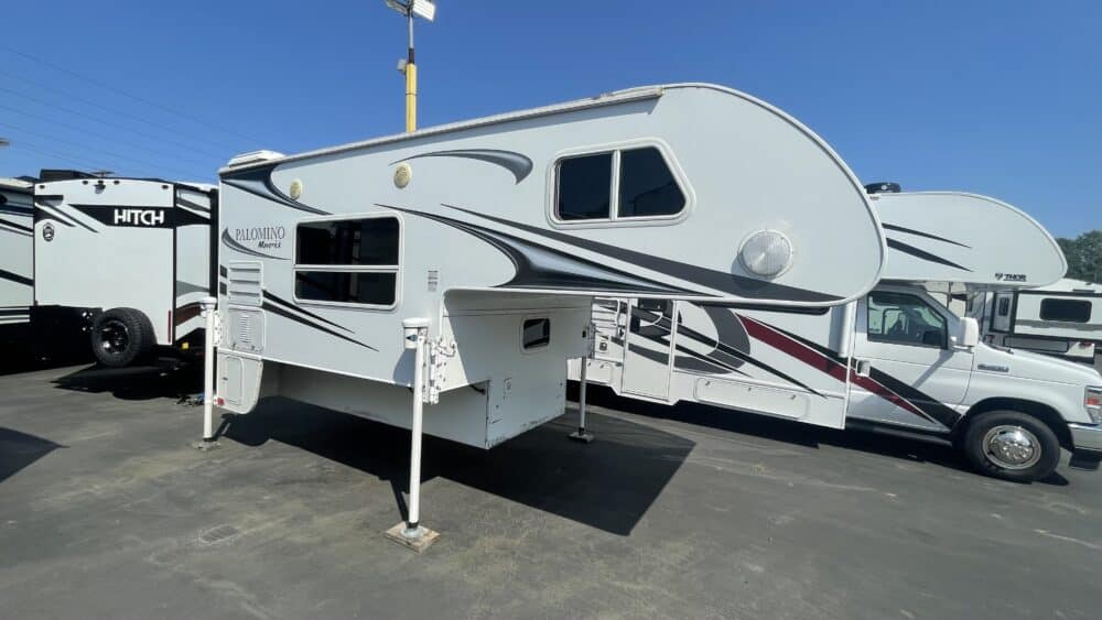 Forest River Palomino Maverick 8801 Camper,